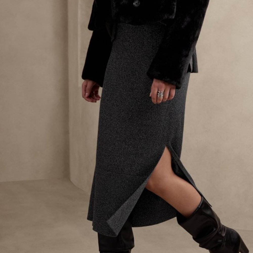 Maxi sweater skirt